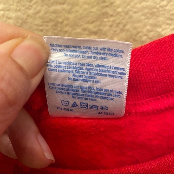 Gildan CHRISTMAS Red Graphic Sweatshirt Size Large-Unisex - Picture 7 of 7